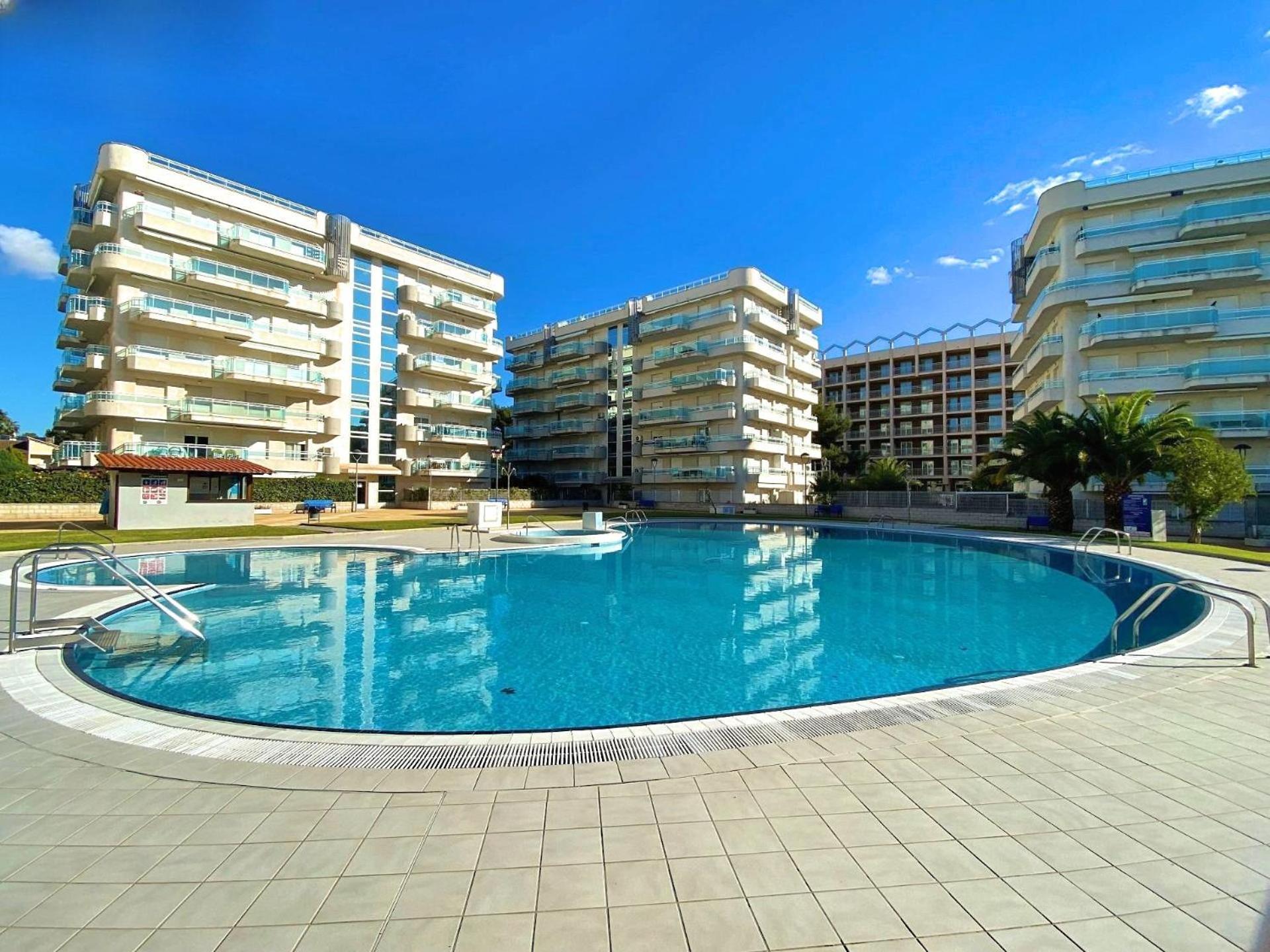 סאלו Apartamentos Ch3 Parking Incluido מראה חיצוני תמונה