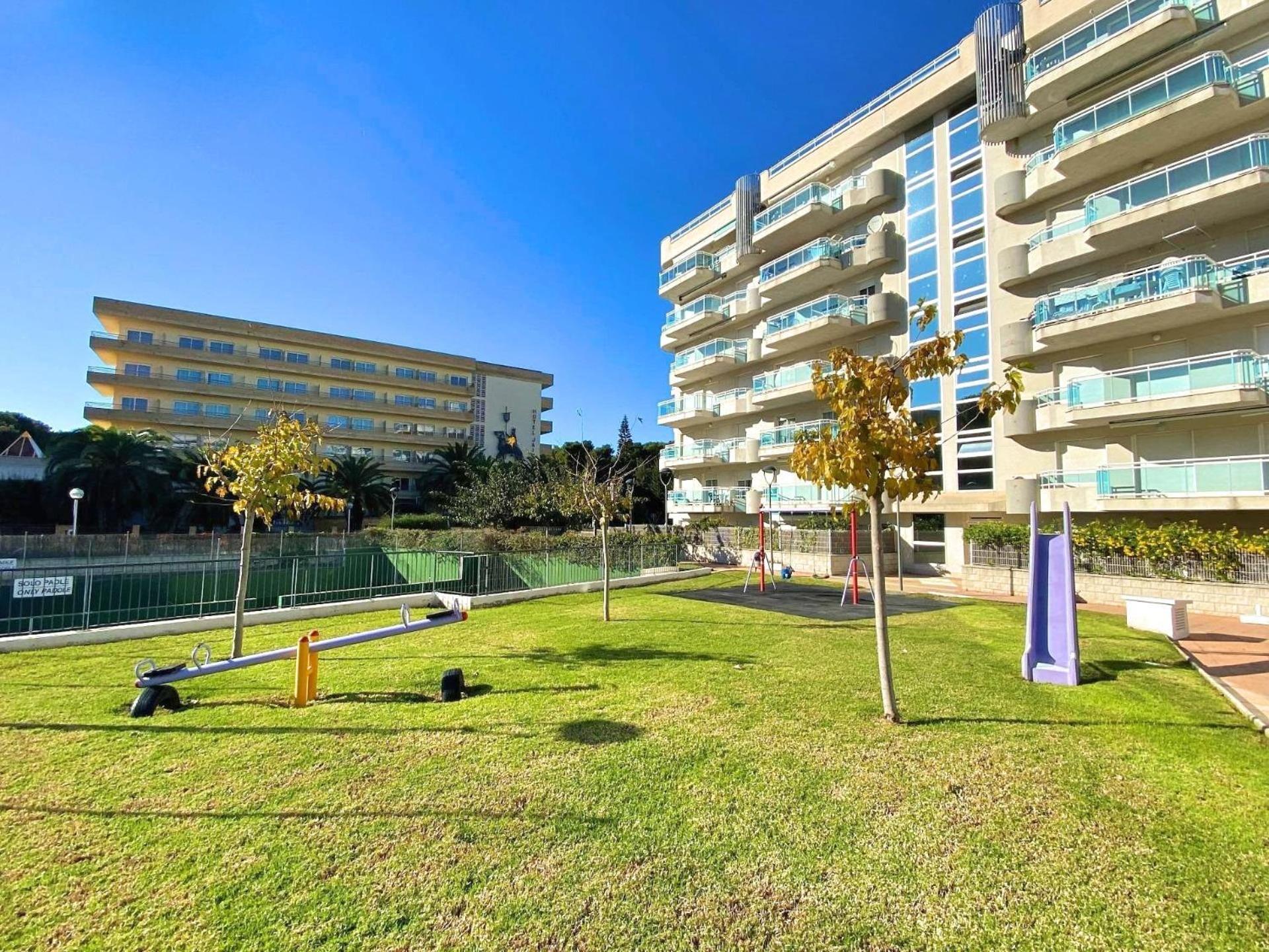 סאלו Apartamentos Ch3 Parking Incluido מראה חיצוני תמונה
