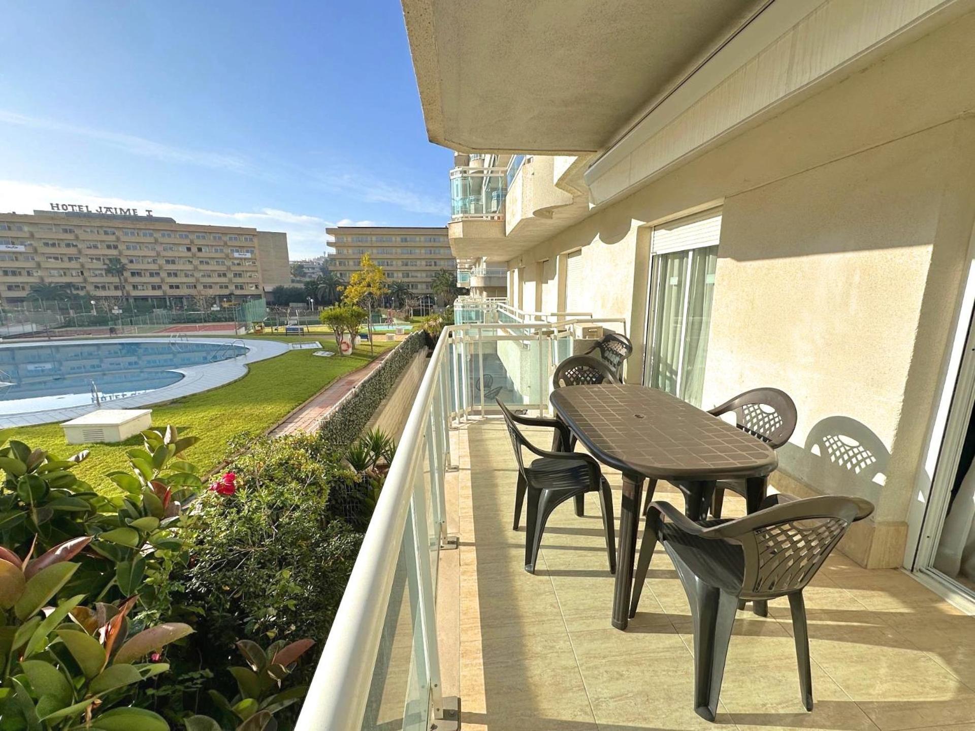 סאלו Apartamentos Ch3 Parking Incluido מראה חיצוני תמונה